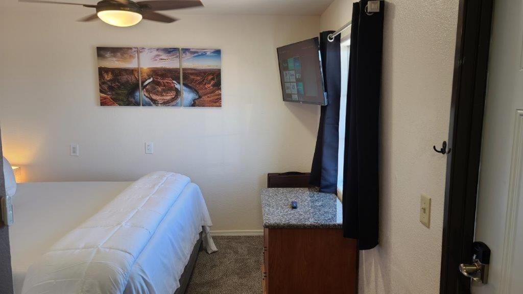 069B Comfortable Suite With Kitchenette And King Bed Near South Rim Sleeps 4 Valle Esterno foto